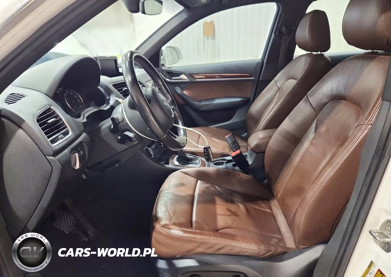 2016 Audi Q3 Premium Plus VIN:WA1EFCFS9GR017975 - 7