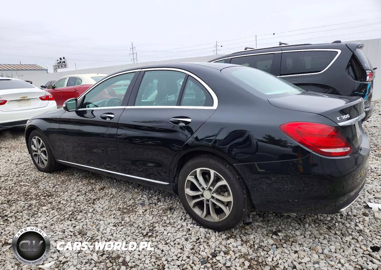 2015 Mercedes-Benz C 300 4Matic VIN:55SWF4KB5FU033552 - 2