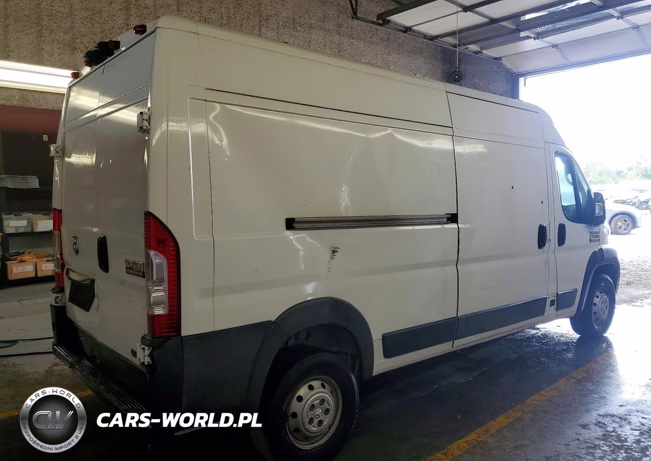 2018 Ram Promaster 2500 Delivery Van VIN:3C6TRVDG0JE110974 - 3