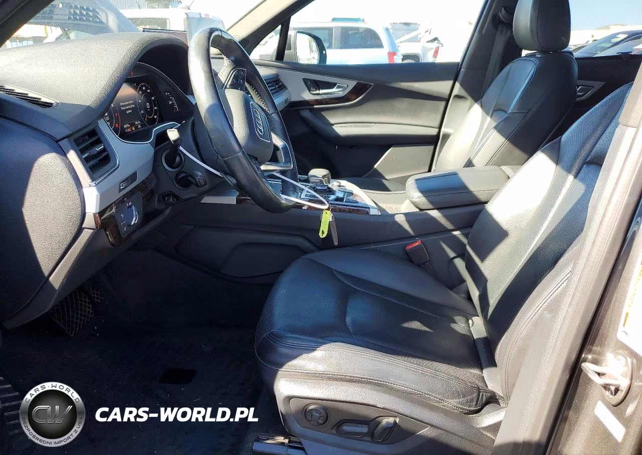 2019 Audi Q7 Premium Plus VIN:WA1LHAF71KD026323 - 7