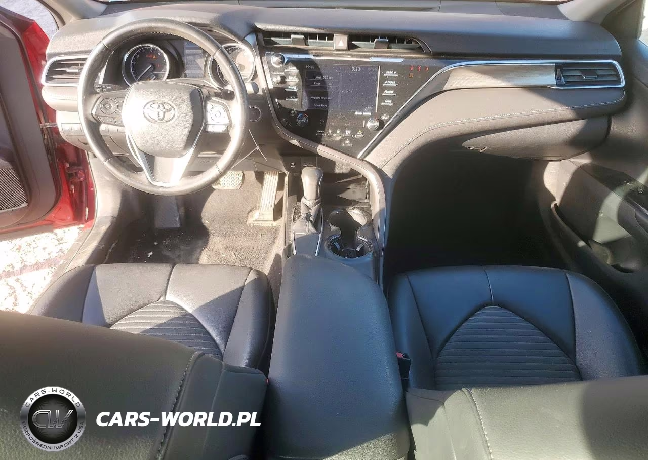 2018 Toyota Camry Se VIN:4T1B11HK4JU560983 - 8