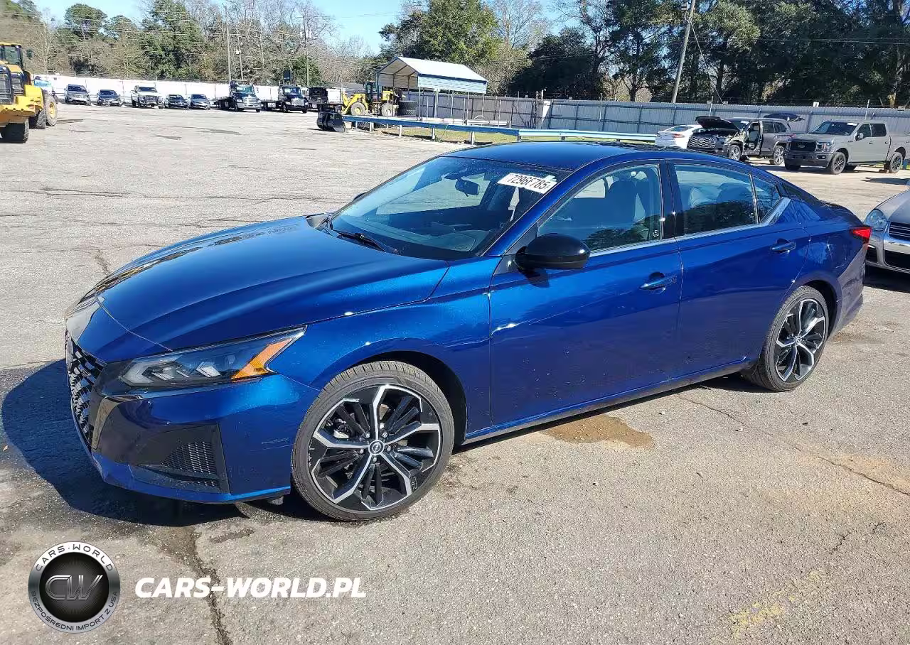 2024 Nissan Altima Sr