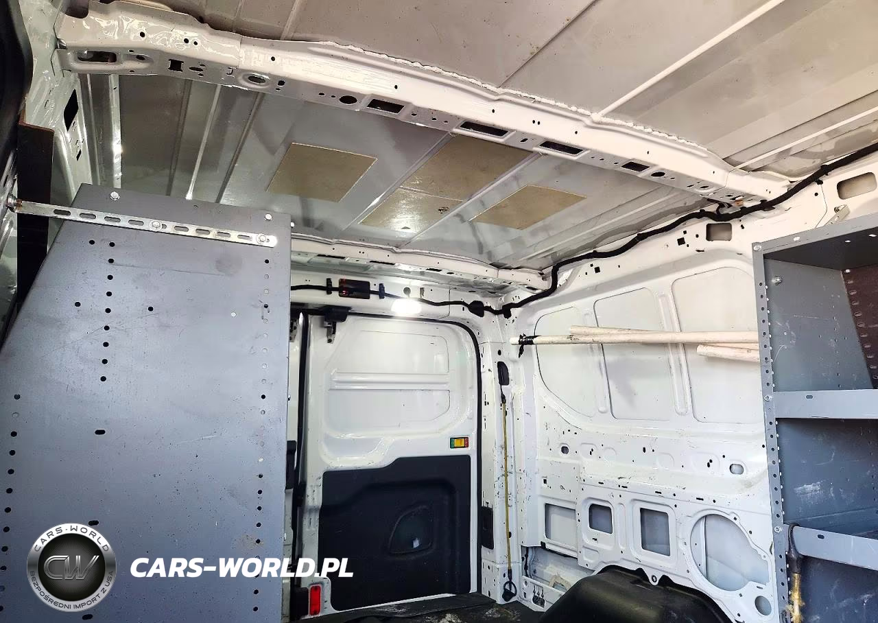 2019 Ford Transit-150 VIN:1FTYE1ZM6KKB76199 - 10