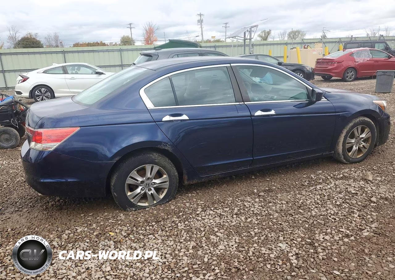 2011 Honda Accord Lxp VIN:1HGCP2F49BA152663 - 3
