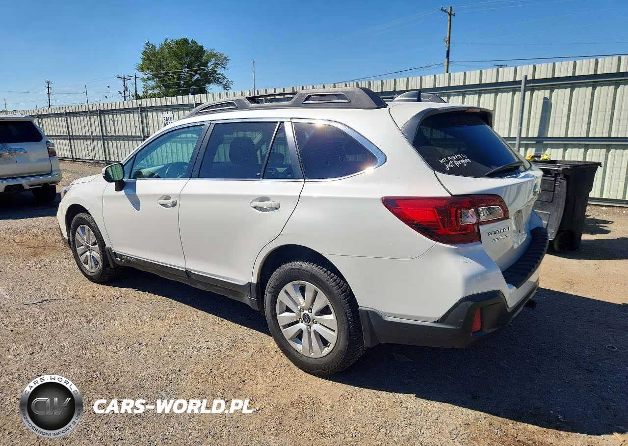 2019 Subaru Outback 2.5I Premium VIN:4S4BSAHC7K3200264 - 2