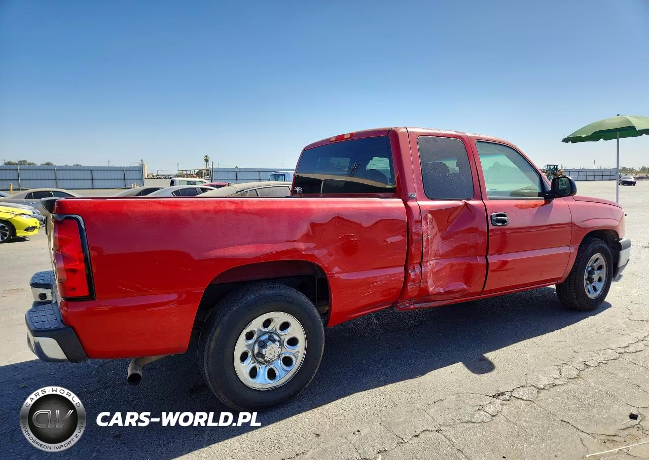 2005 Chevrolet Silverado C1500 VIN:2GCEC19V451326140 - 3