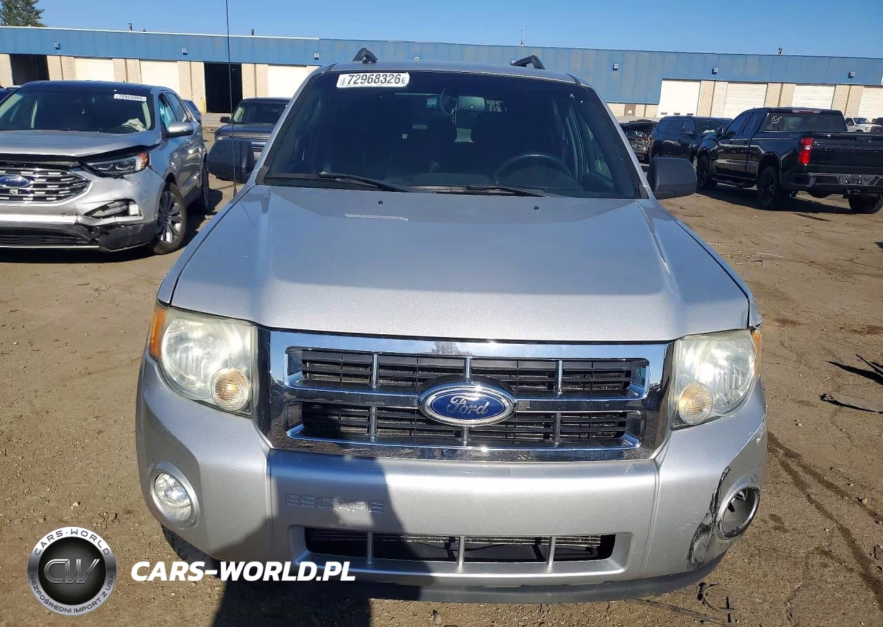 2011 Ford Escape Xlt VIN:1FMCU9DG7BKB60330 - 5