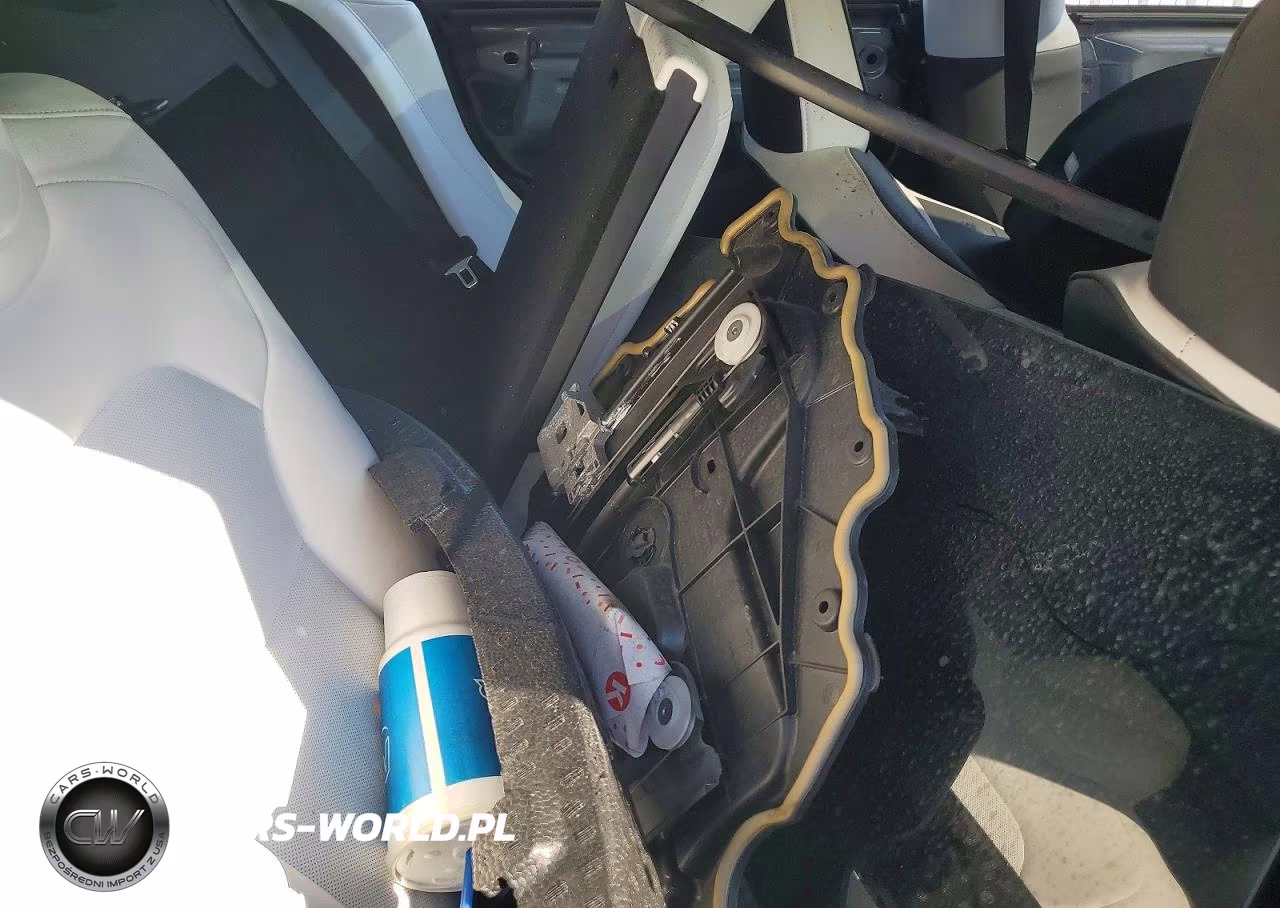 2025 Tesla Model 3 VIN:5YJ3E1EA9SF024730 - 11