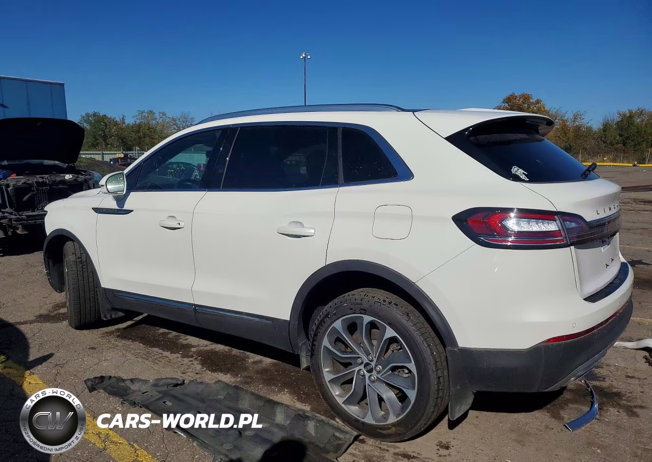 2022 Lincoln Nautilus Reserve VIN:2LMPJ8KP7NBL15050 - 2