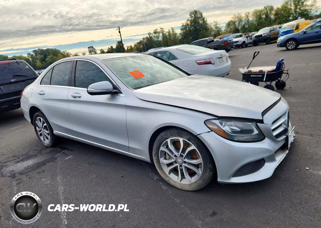 2015 Mercedes-Benz C 300 4Matic VIN:55SWF4KB2FU048641 - 4