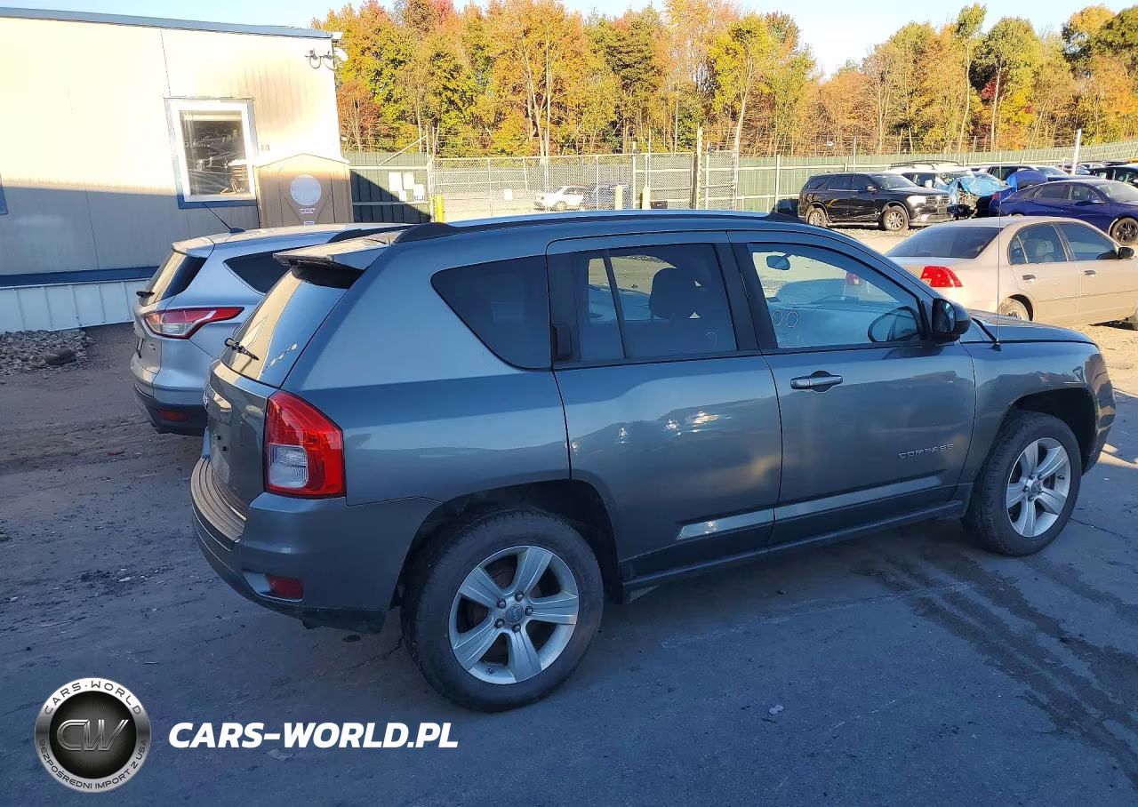 2012 Jeep Compass Sport VIN:1C4NJCBB2CD606190 - 3