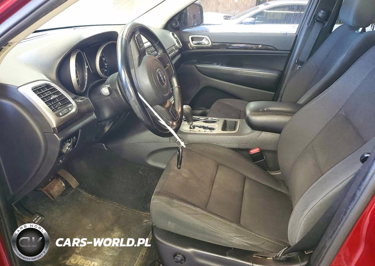 2012 Jeep Grand Cherokee Laredo VIN:1C4RJFAG7CC148796 - 7