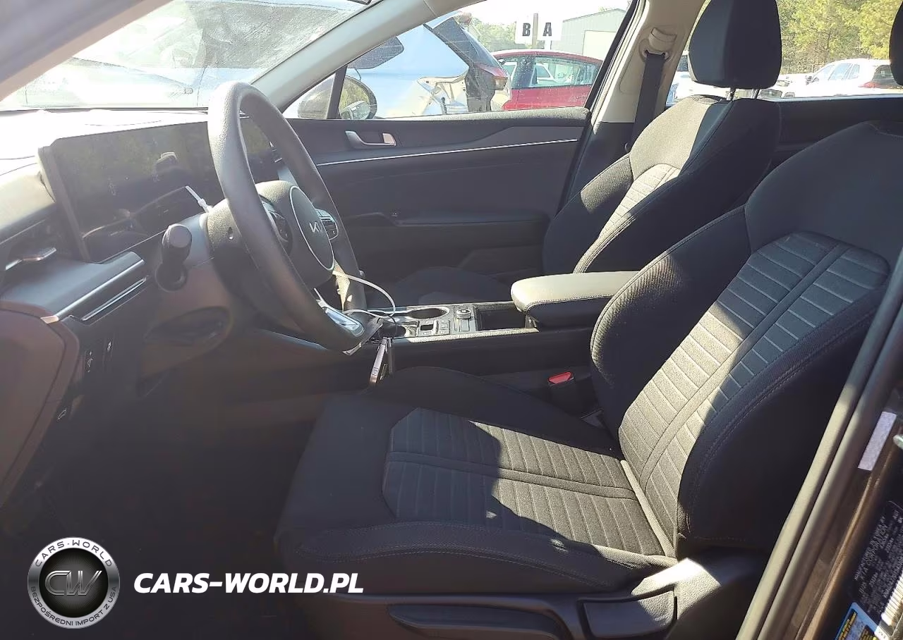 2026 Kia K5 Lxs VIN:KNAG24J70T5451087 - 7