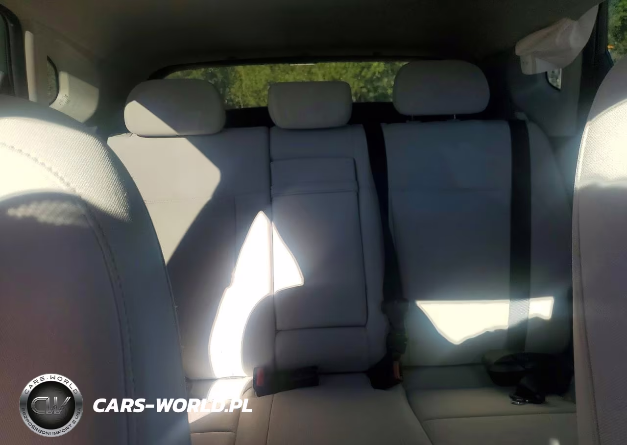 2025 Hyundai Kona Sel VIN:KM8HBCAB1SU309806 - 10