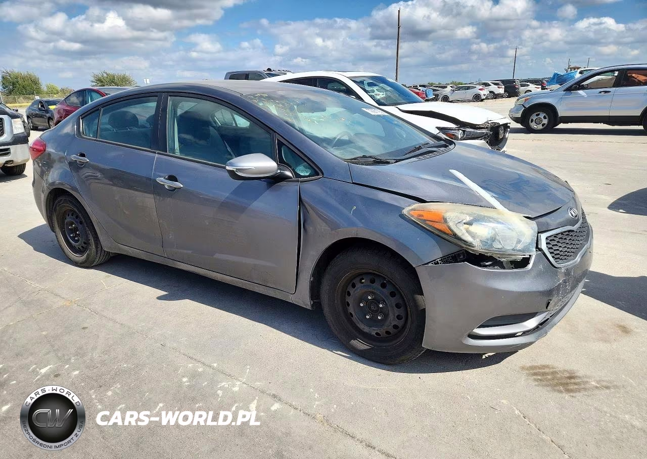 2016 Kia Forte Lx VIN:KNAFX4A62G5561908 - 4