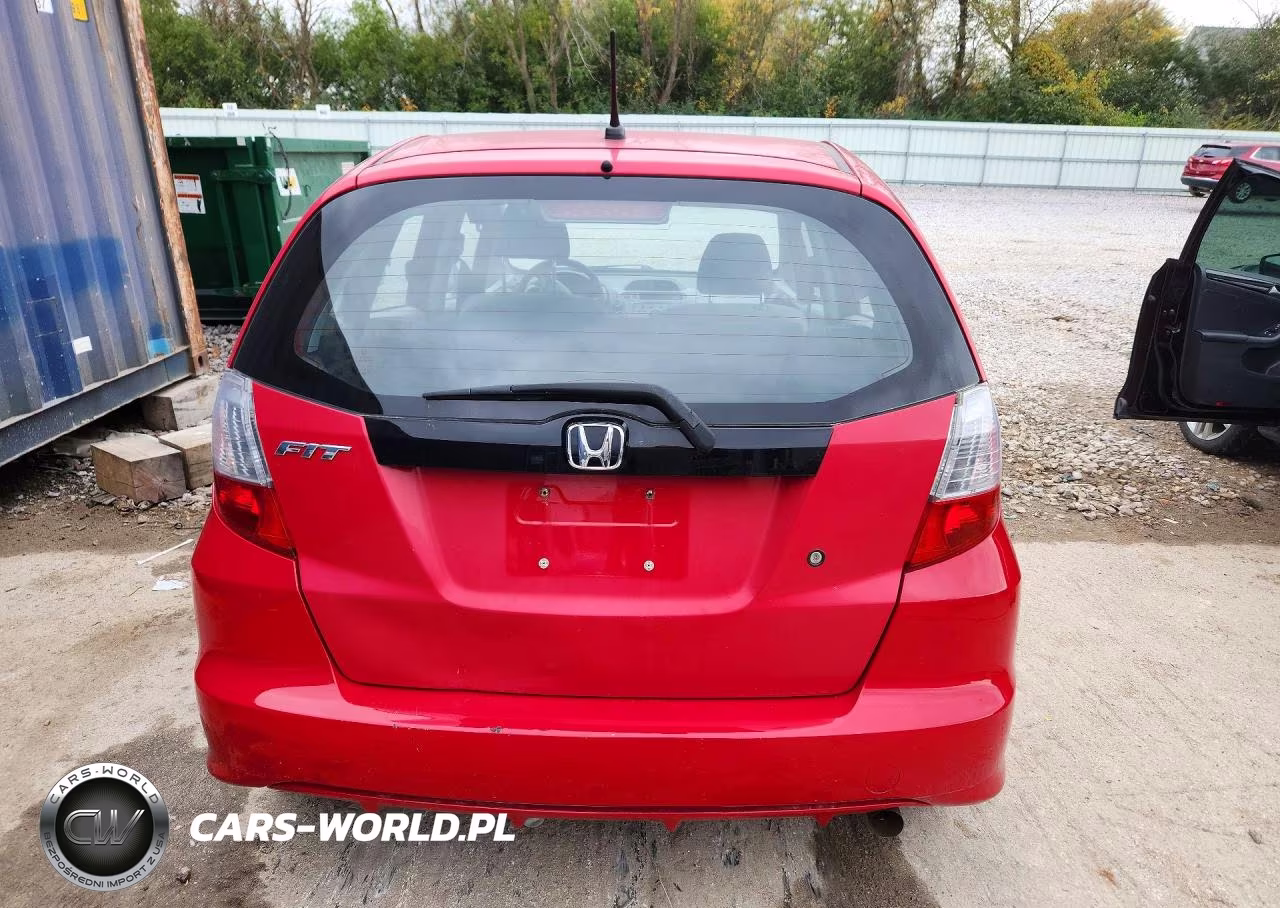 2010 Honda Fit VIN:JHMGE8H20AC014323 - 6