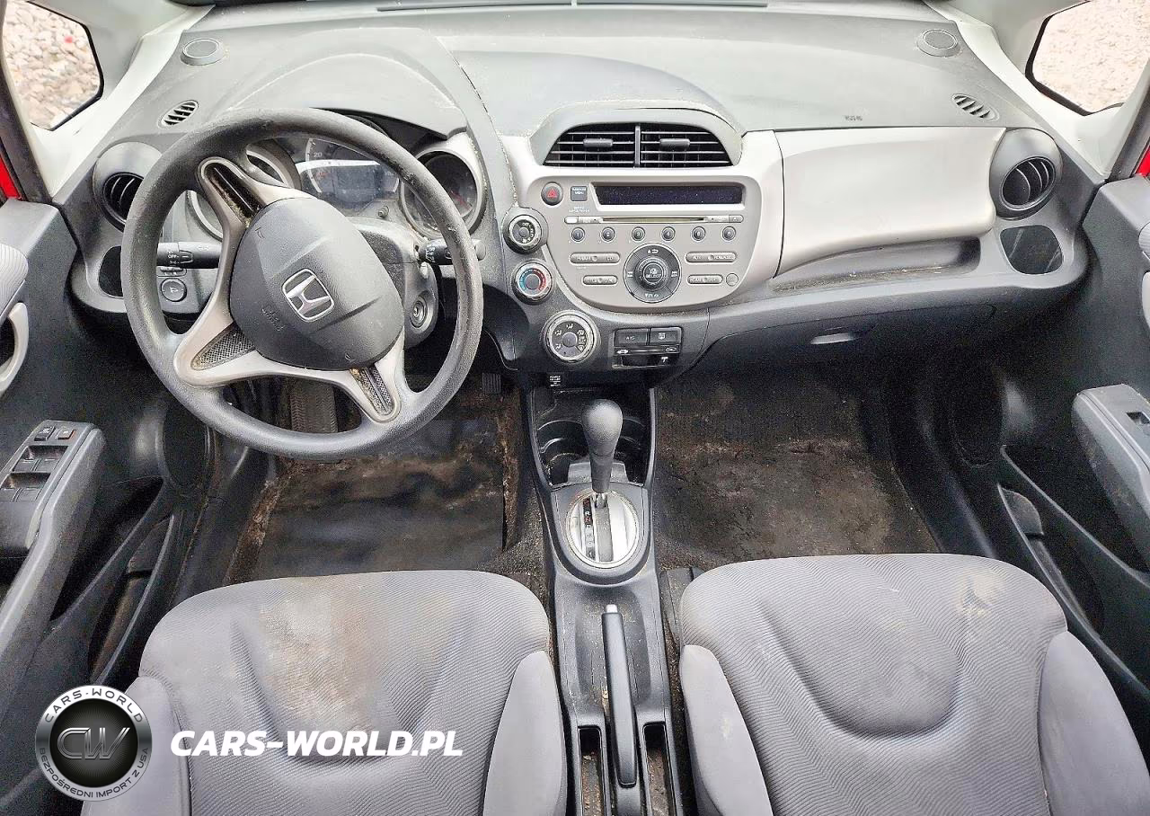 2010 Honda Fit VIN:JHMGE8H20AC014323 - 8
