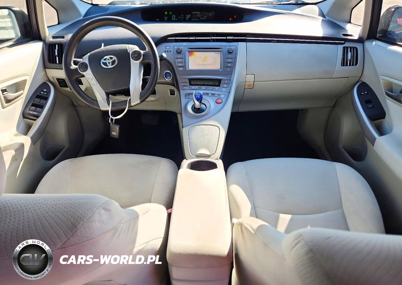 2013 Toyota Prius Two VIN:JTDKN3DUXD1654237 - 8