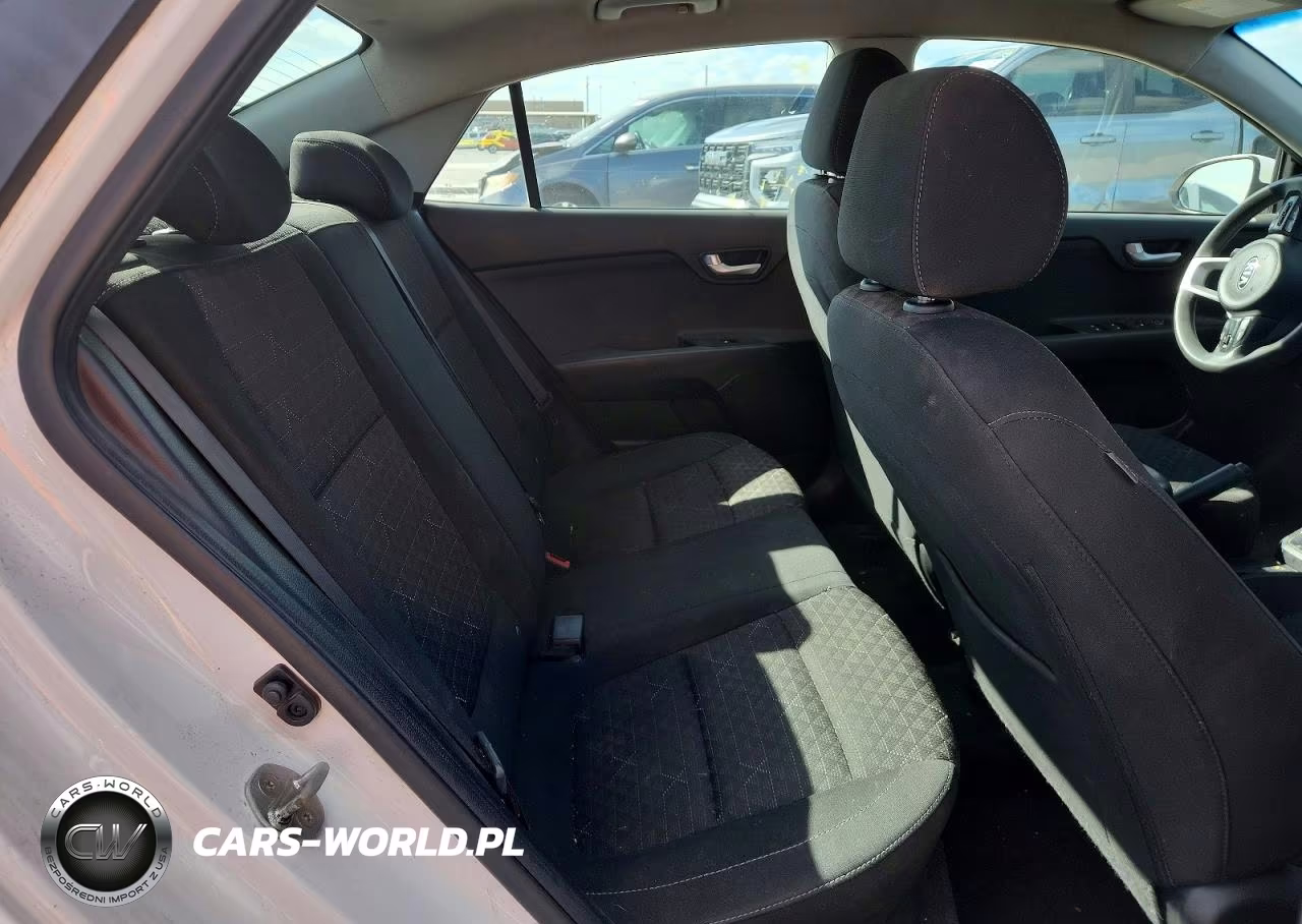 2019 Kia Rio S VIN:3KPA24AB6KE209646 - 10
