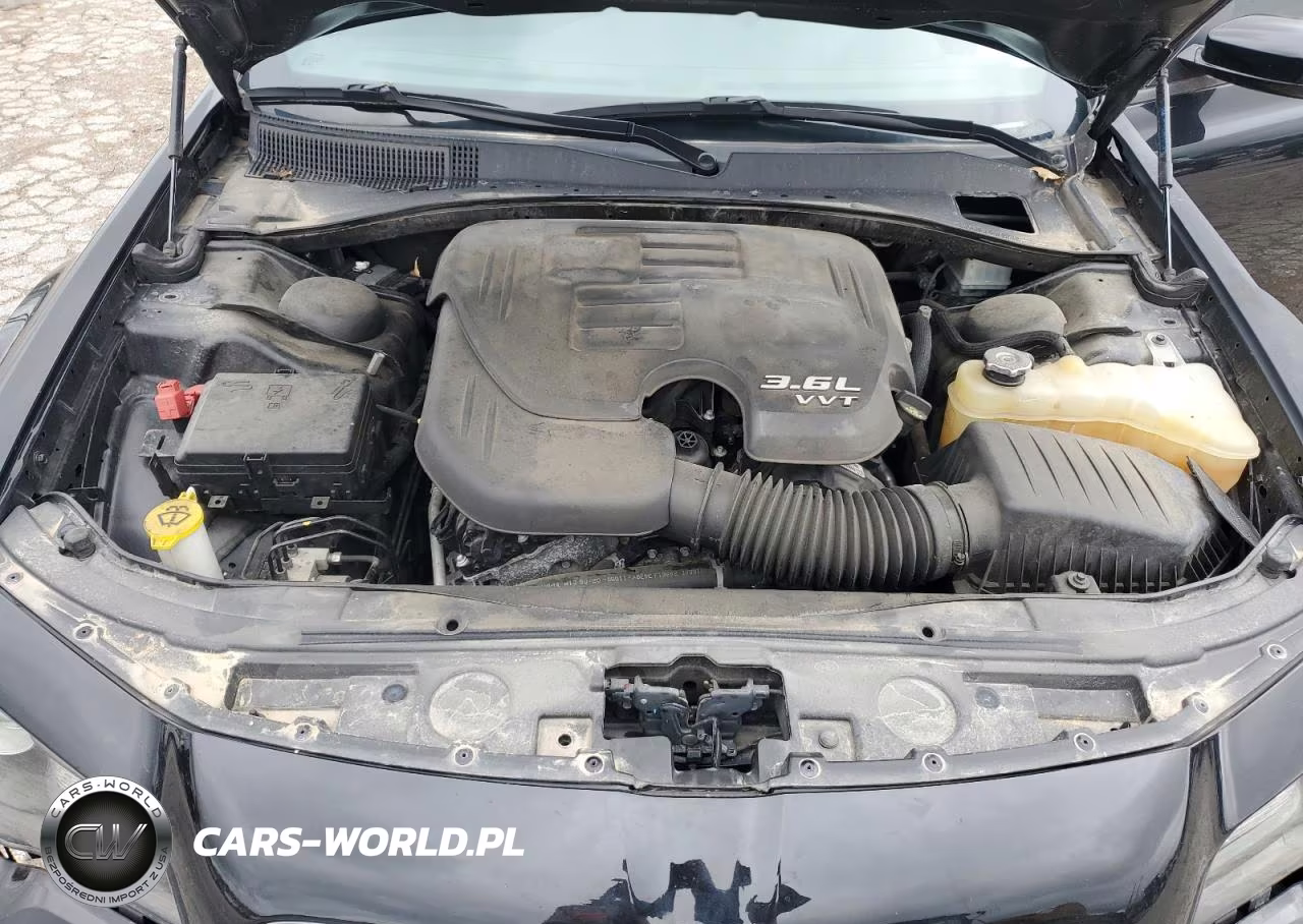2020 Chrysler 300 S VIN:2C3CCABG3LH120321 - 11