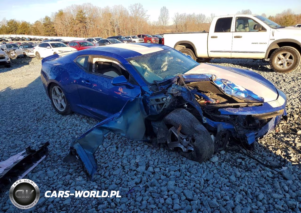 2017 Chevrolet Camaro Lt VIN:1G1FD1RS4H0171623 - 4