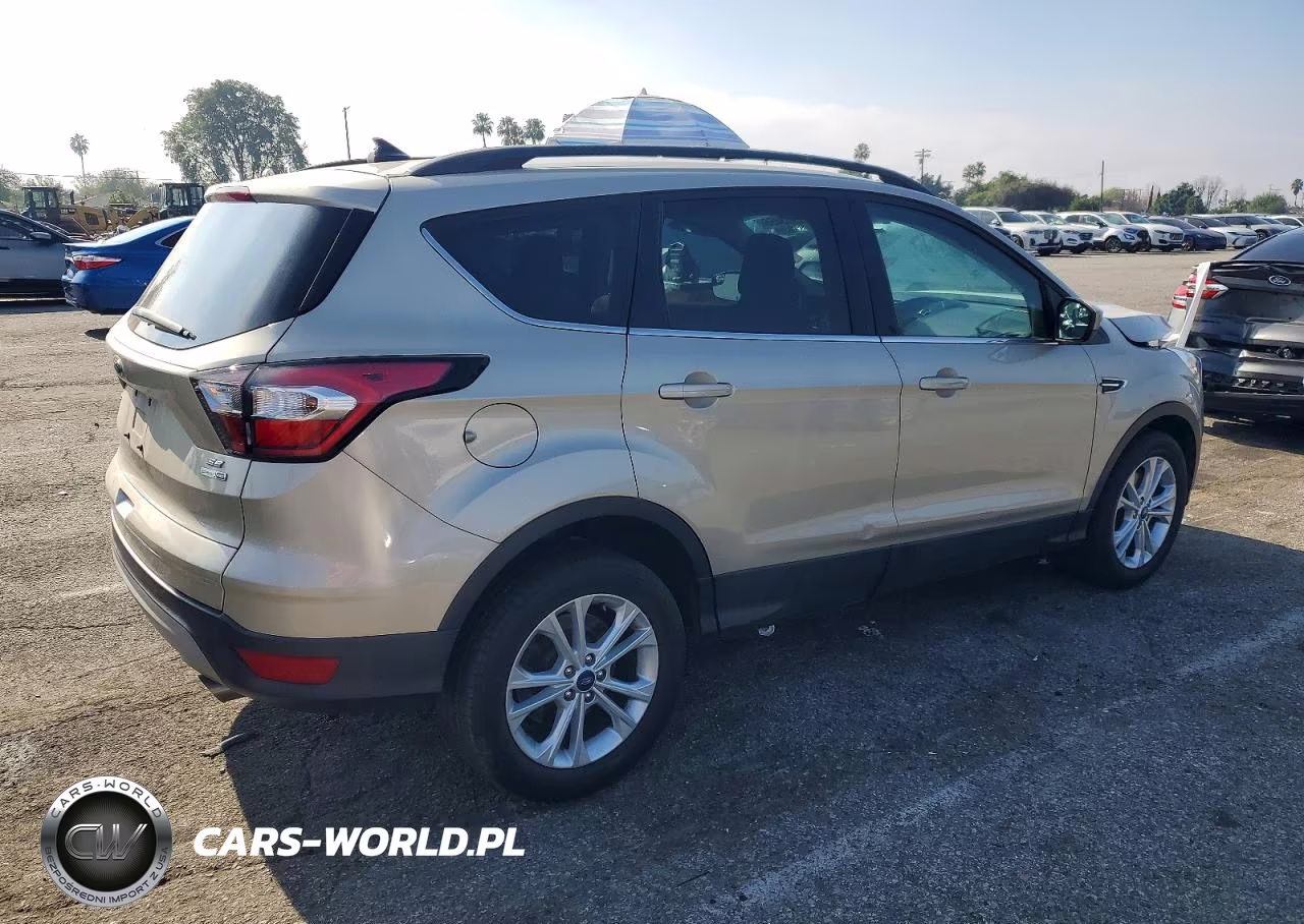 2018 Ford Escape Se VIN:1FMCU9GD4JUC78288 - 3