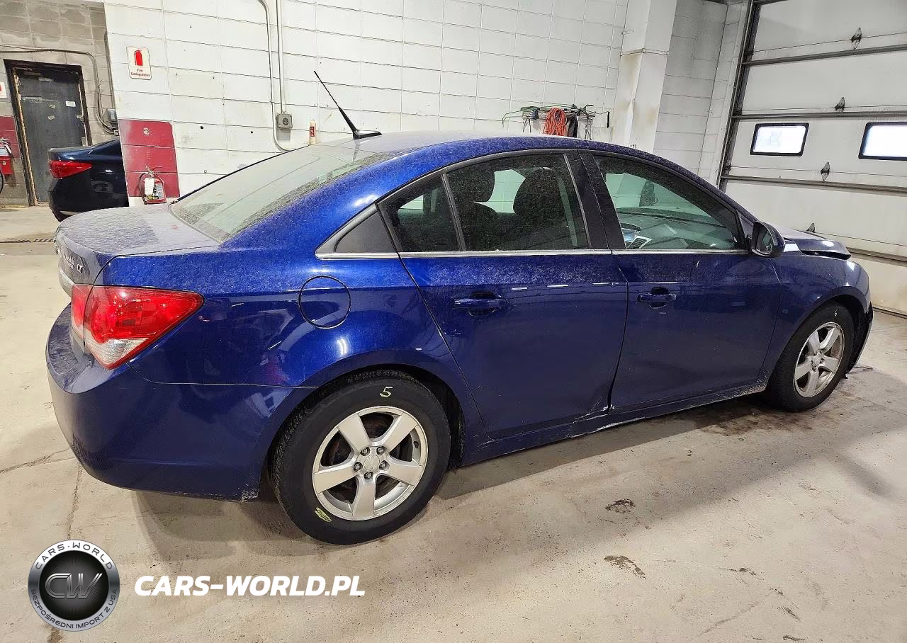 2013 Chevrolet Cruze Lt VIN:1G1PC5SB5D7263043 - 3