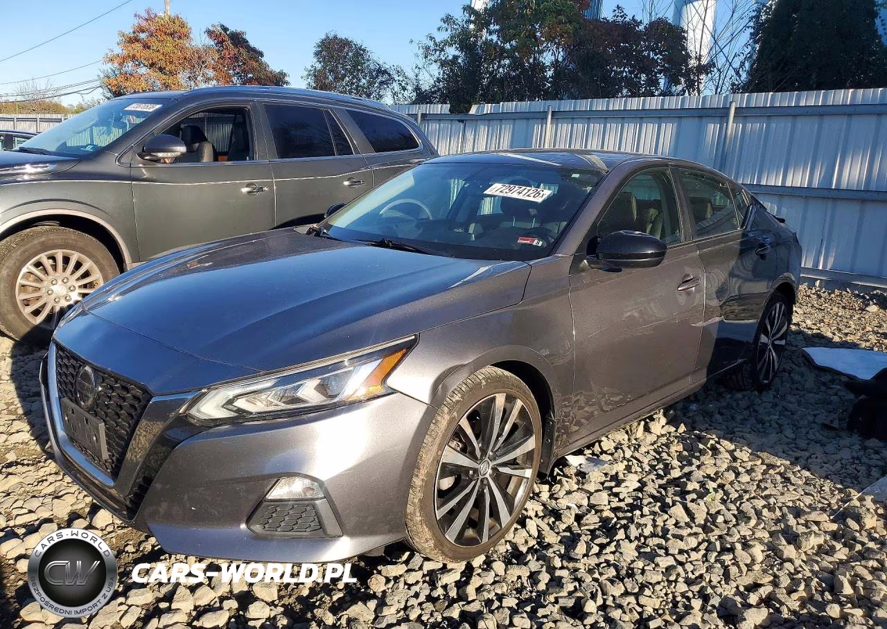 2019 Nissan Altima Sr – zdjęcie 1 z 13
