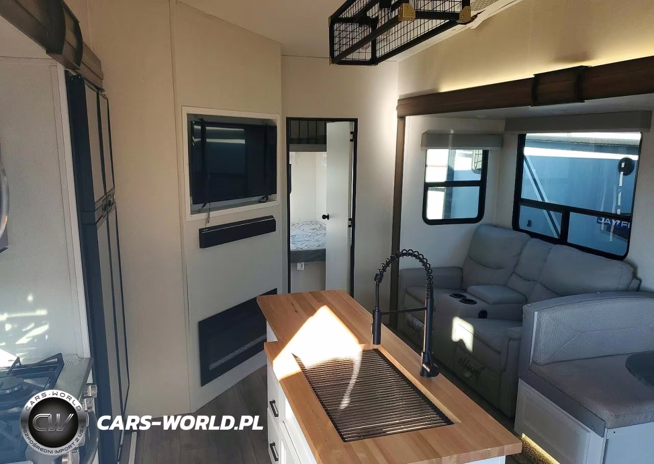 2022 Forest Riv Recreational Vehicle (Rv) VIN:5ZT3CS5B3NG127090 - 6