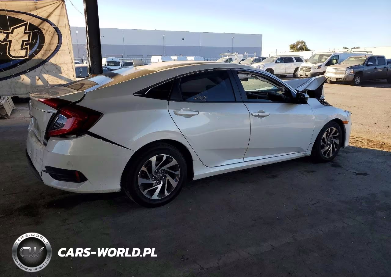 2018 Honda Civic Ex VIN:19XFC2F75JE209065 - 3