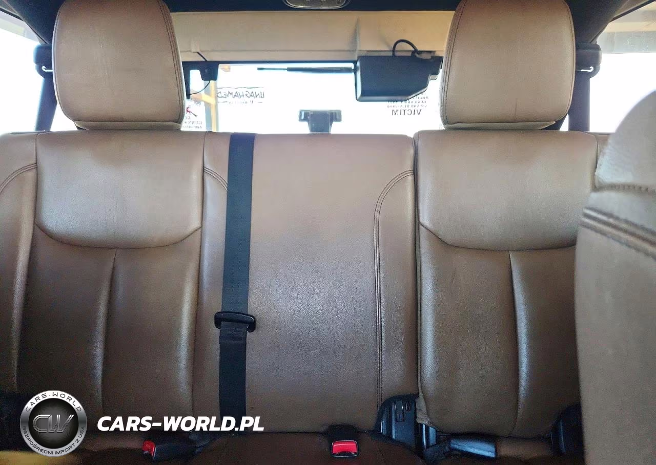 2013 Jeep Wrangler Unlimited Sahara VIN:1C4HJWEG6DL627217 - 10