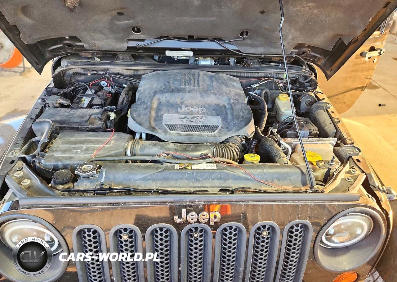2013 Jeep Wrangler Unlimited Sahara VIN:1C4HJWEG6DL627217 - 12