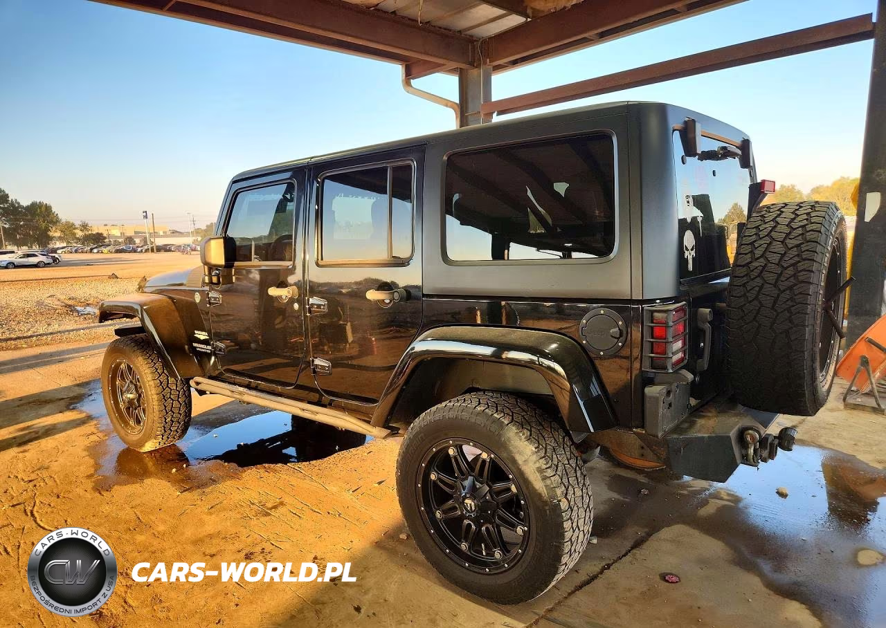2013 Jeep Wrangler Unlimited Sahara VIN:1C4HJWEG6DL627217 - 2