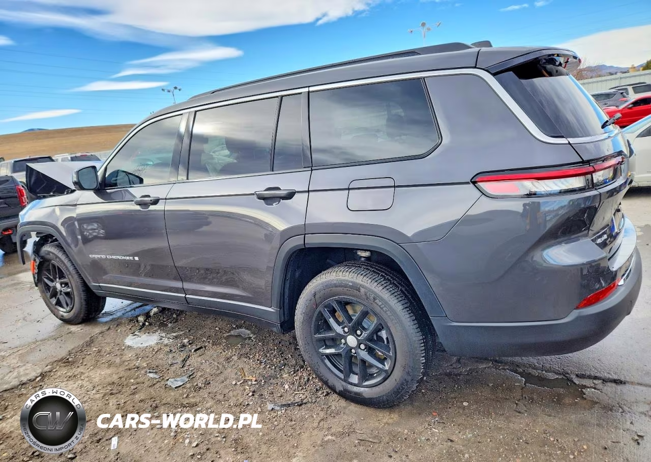 2025 Jeep Grand Cherokee L Laredo VIN:1C4RJKAG4S8662096 - 2