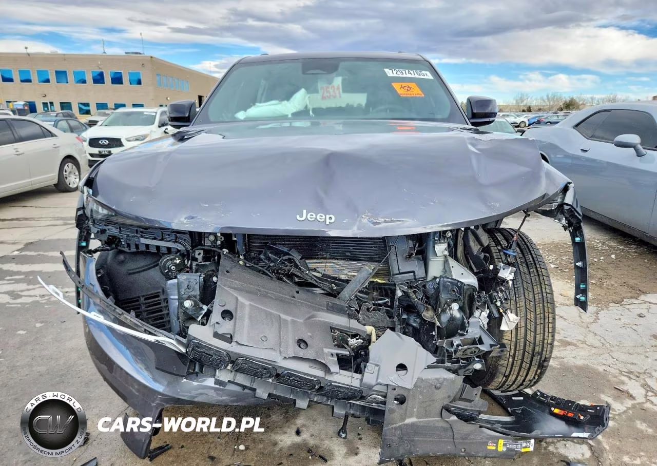 2025 Jeep Grand Cherokee L Laredo VIN:1C4RJKAG4S8662096 - 5