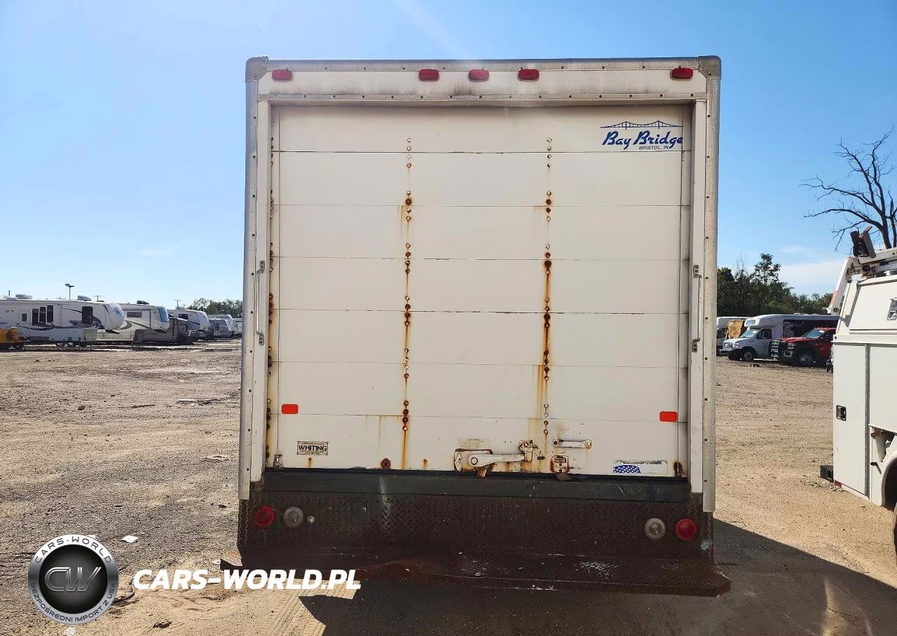 2009 Chevrolet Express Cutaway G4500 VIN:1GBKG31K591155239 - 6