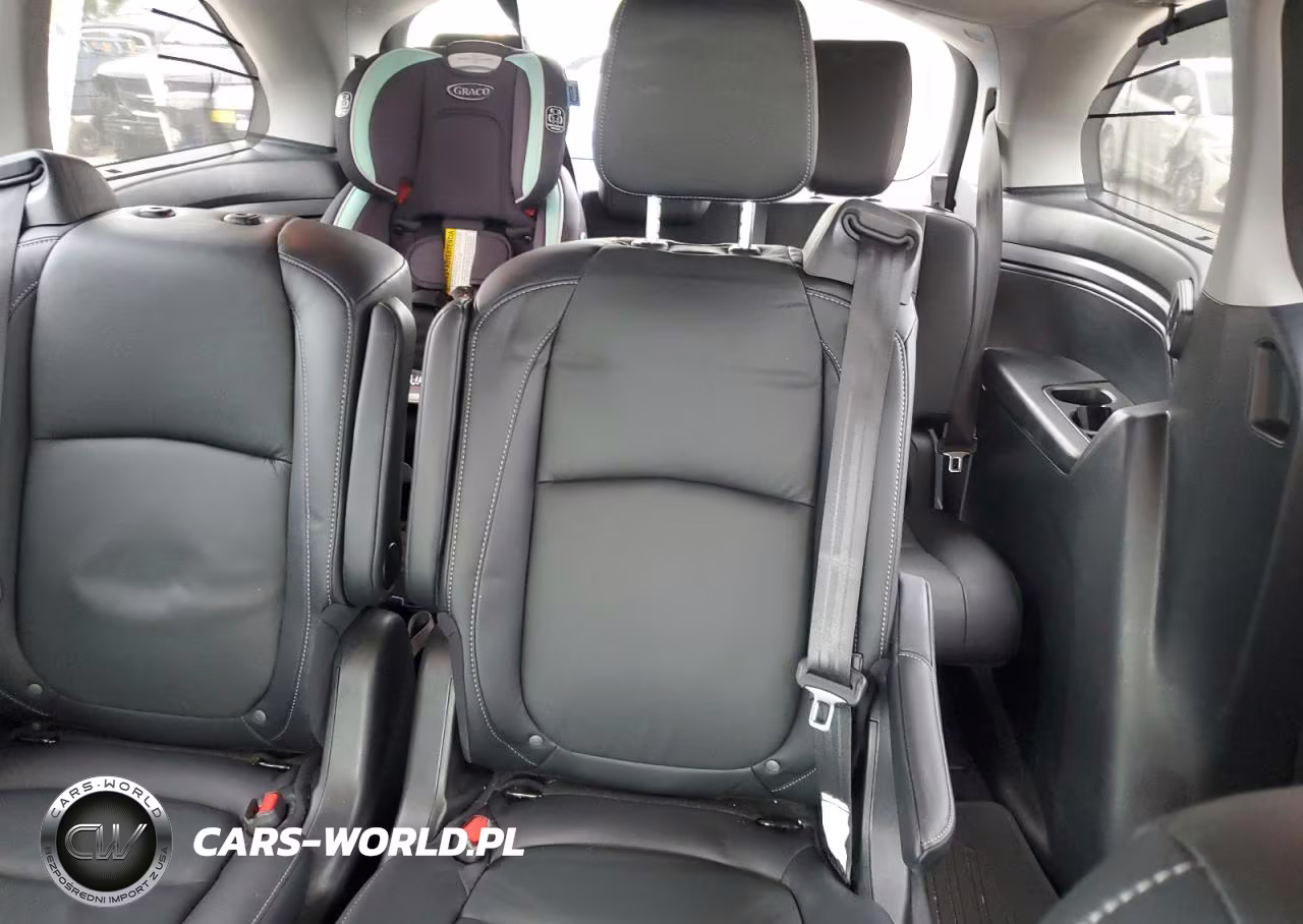 2021 Honda Odyssey Touring VIN:5FNRL6H84MB033988 - 10