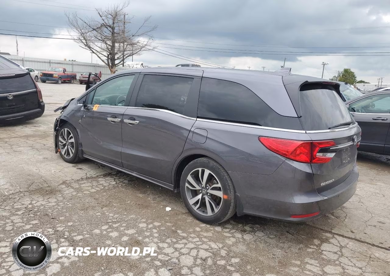 2021 Honda Odyssey Touring VIN:5FNRL6H84MB033988 - 2