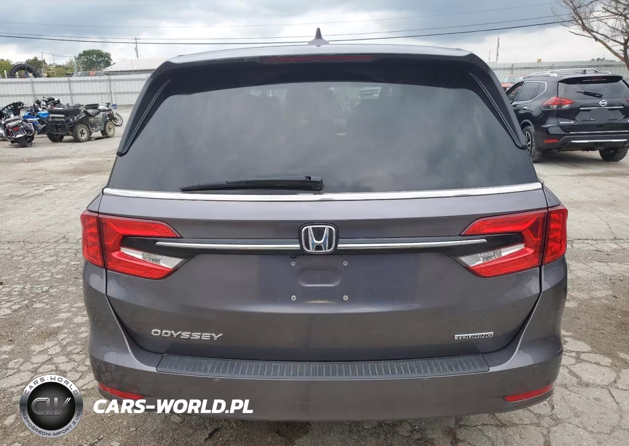 2021 Honda Odyssey Touring VIN:5FNRL6H84MB033988 - 6