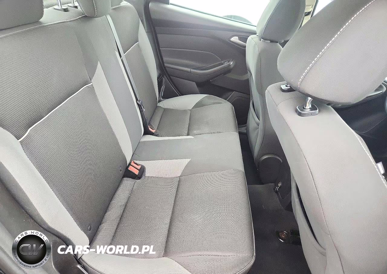 2014 Ford Focus Se VIN:1FADP3F25EL418914 - 10