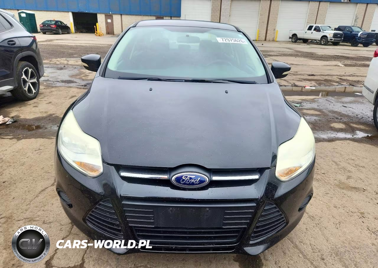 2014 Ford Focus Se VIN:1FADP3F25EL418914 - 5