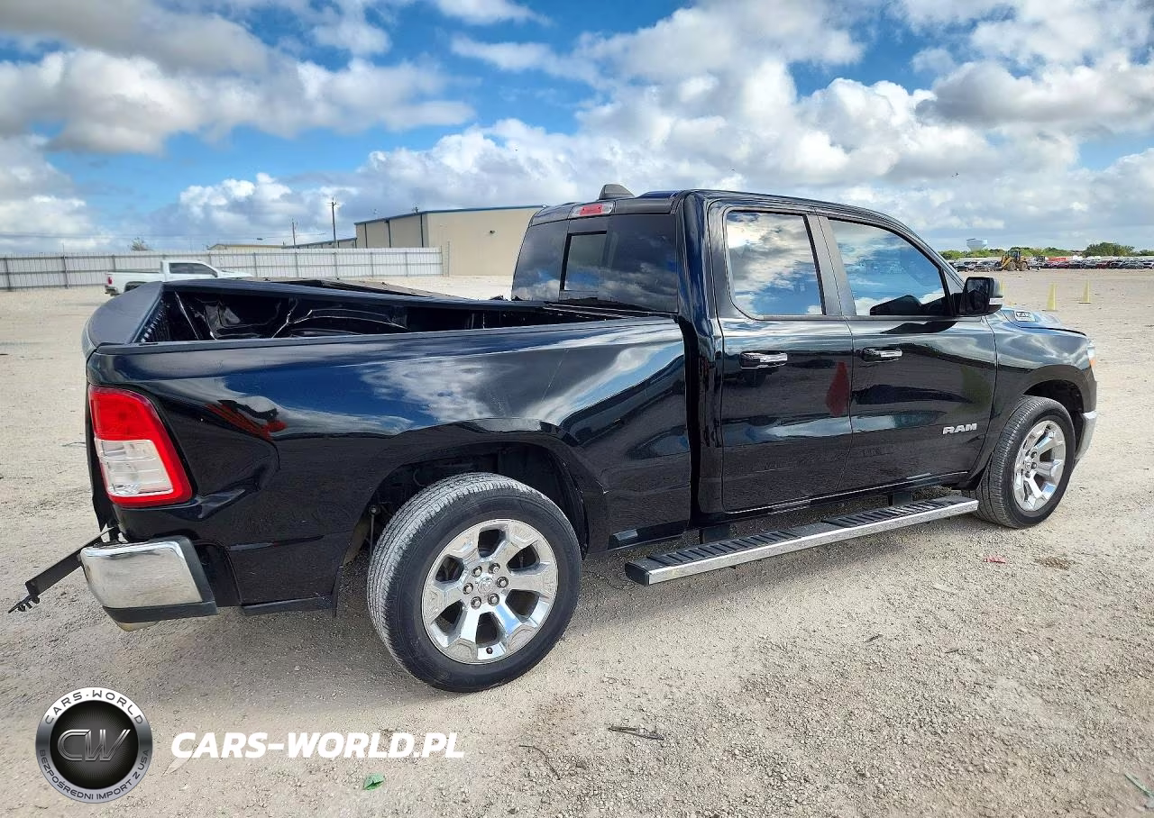 2019 Ram 1500 Big Horn-Lone Star VIN:1C6RREBT3KN568564 - 3