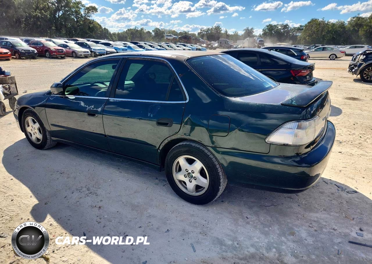2000 Honda Accord Ex VIN:1HGCG1650YA008110 - 2