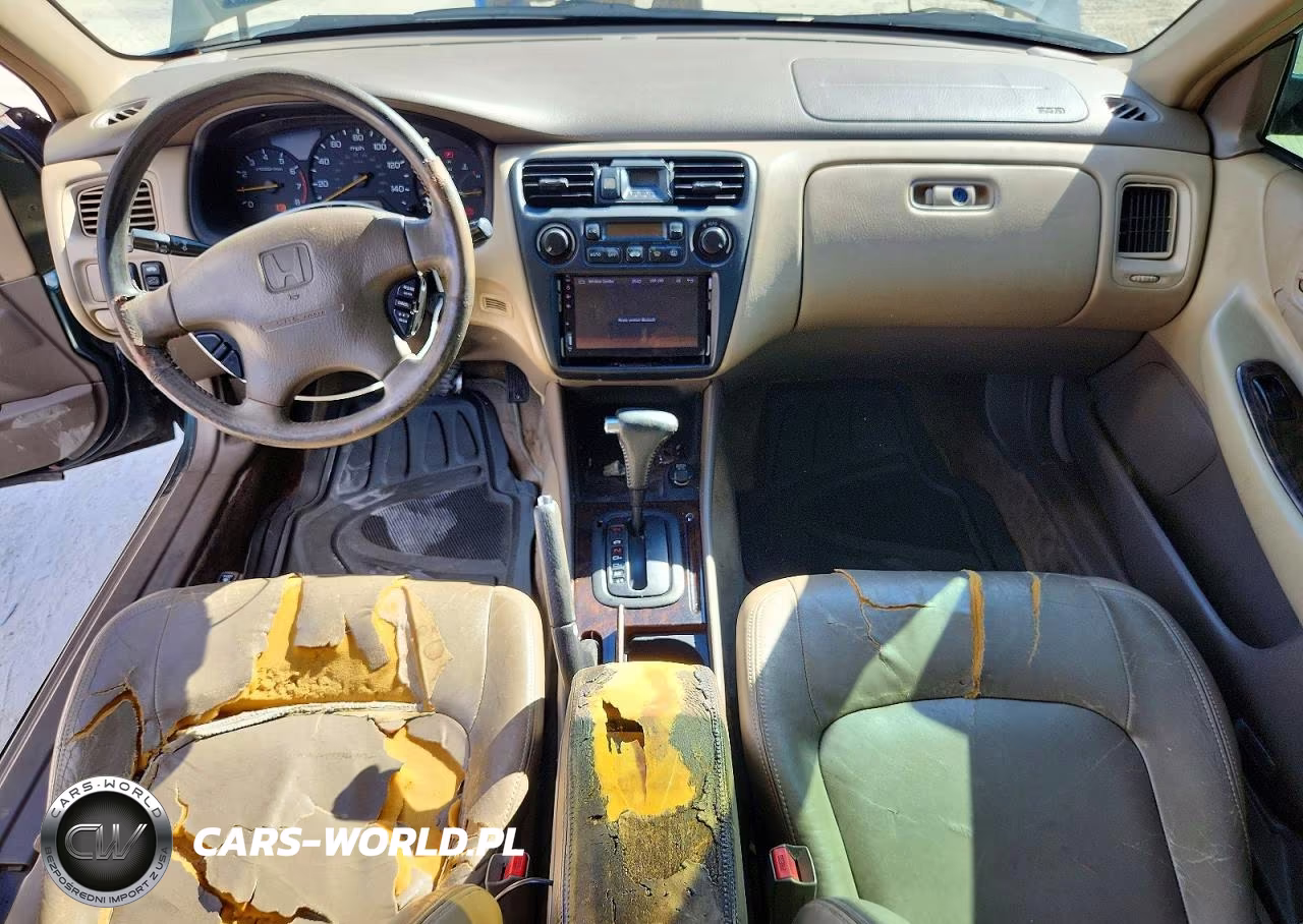 2000 Honda Accord Ex VIN:1HGCG1650YA008110 - 8