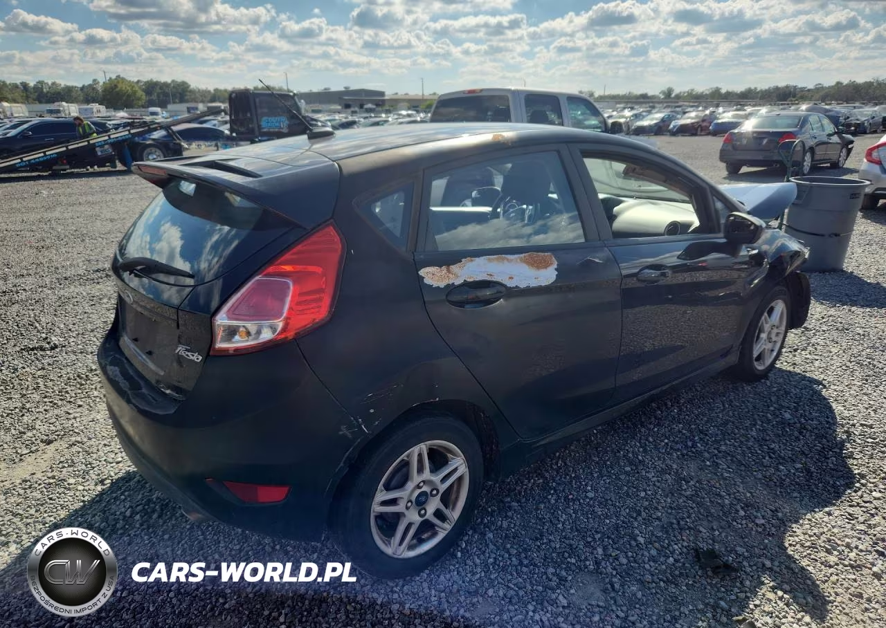 2019 Ford Fiesta St VIN:3FADP4DJ3KM152979 - 3