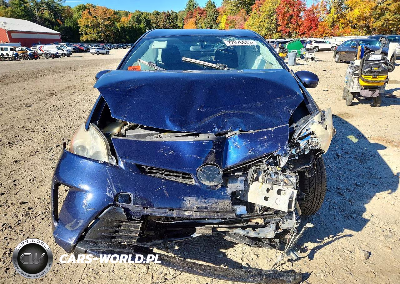 2013 Toyota Prius Two VIN:JTDKN3DU6D1683721 - 5