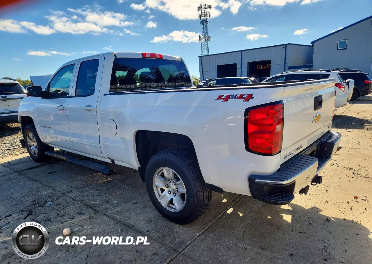 2018 Chevrolet Silverado K1500 Lt VIN:1GCVKREC6JZ191833 - 2