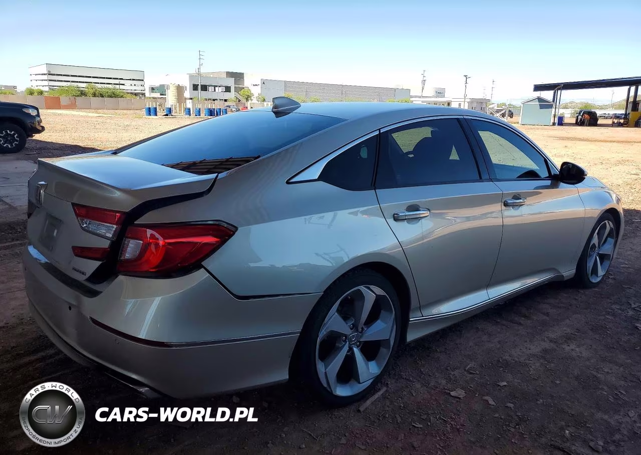 2018 Honda Accord Touring VIN:1HGCV1F98JA059238 - 3