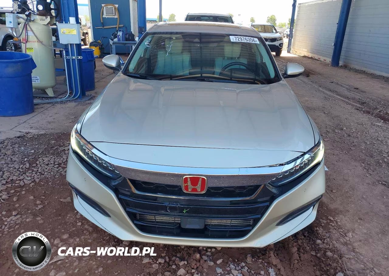 2018 Honda Accord Touring VIN:1HGCV1F98JA059238 - 5