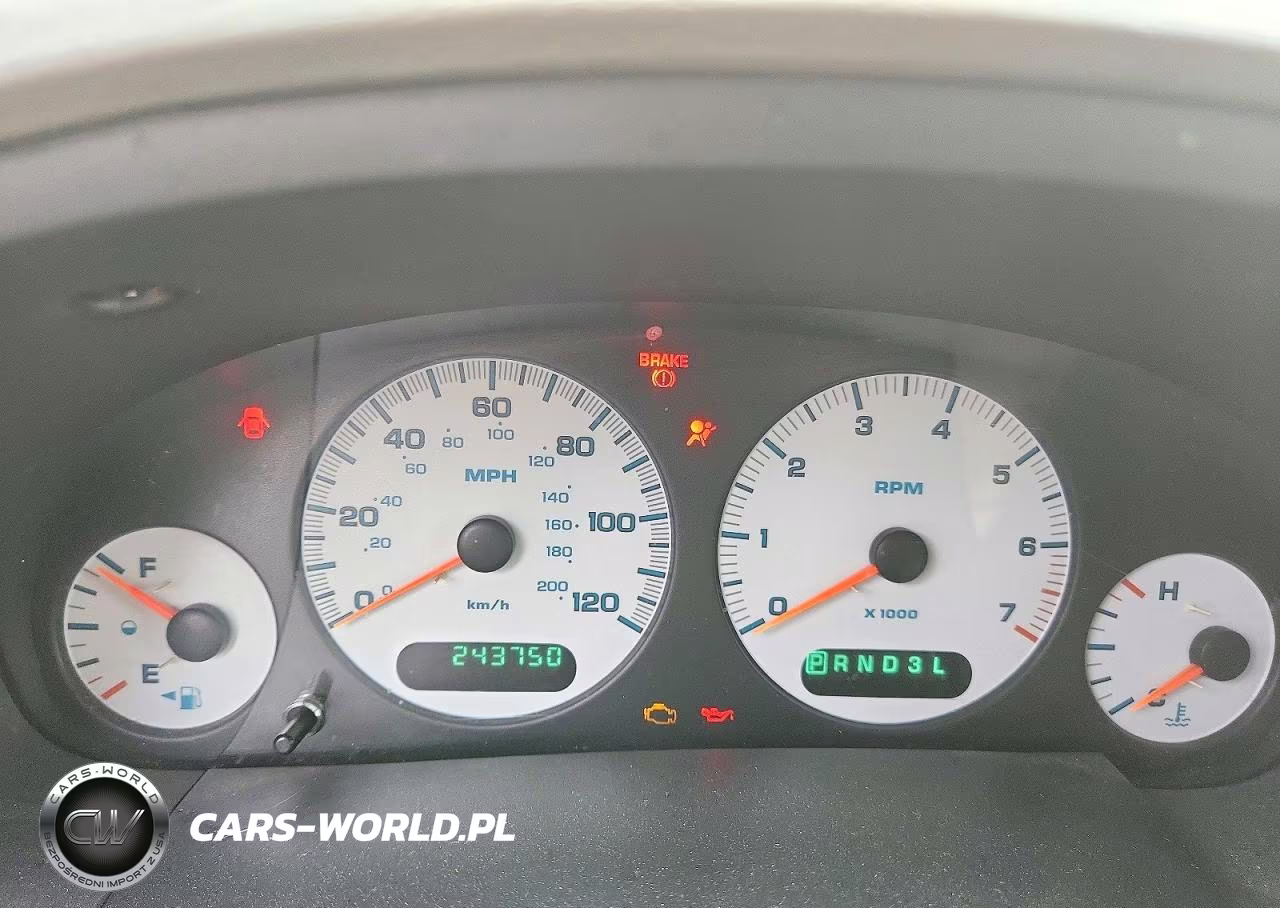 2003 Chrysler Town & Country Lx VIN:2C4GP44L33R346642 - 9